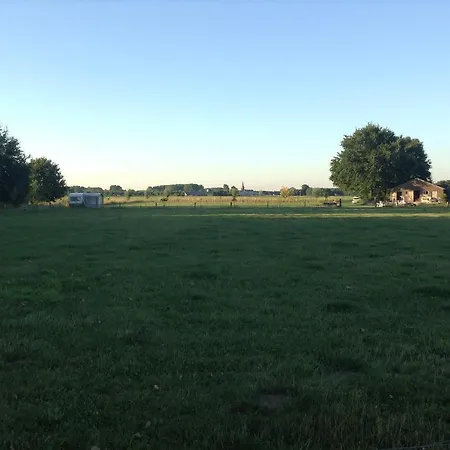 בית נופש Boerderij De Vrije Geest *